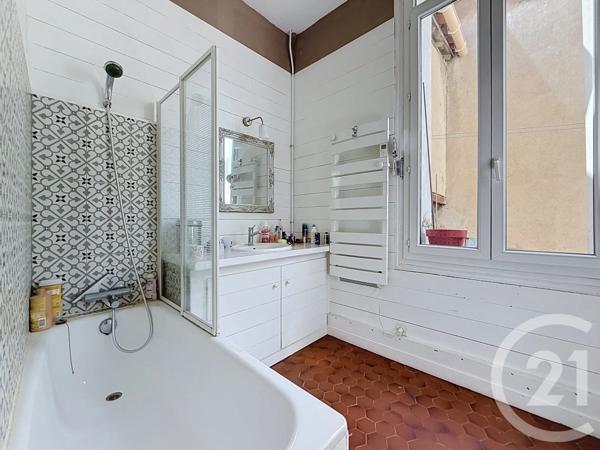 Appartement F5 à vendre  5 pièces - 133,09 m 2   SETE  - 34
