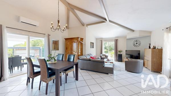 Maison à vendre 7 pièces 191 m² Rouffiac-Tolosan
