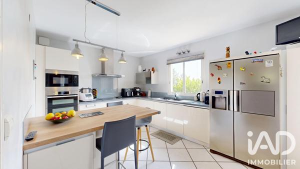 Maison à vendre 7 pièces 191 m² Rouffiac-Tolosan