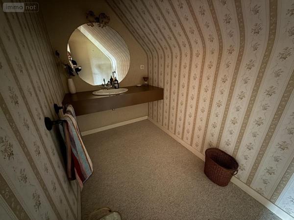 Maison à vendre à Sarzeau dans le Morbihan (56370), ref : 56084-427   
Centre-ville