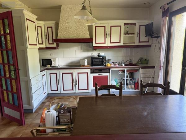 Maison à vendre à Sarzeau dans le Morbihan (56370), ref : 56084-427   
Centre-ville