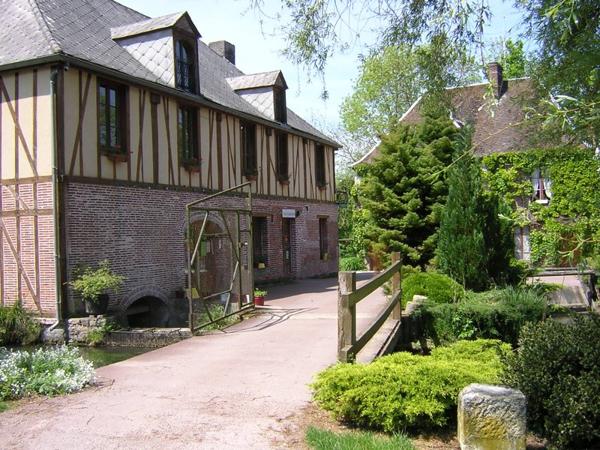 Maison à ESTISSAC, 10190 - 10 pièces 500m²