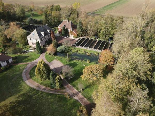 Maison à ESTISSAC, 10190 - 10 pièces 500m²