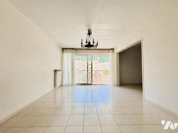 Appartement T5 de 94m² avec terrasse + cave 