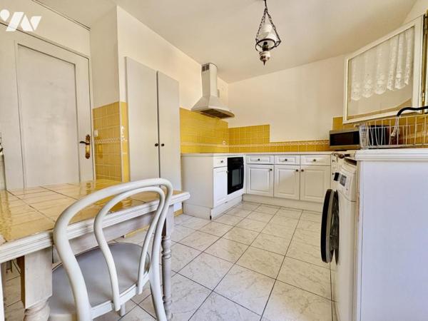 Appartement T5 de 94m² avec terrasse + cave 