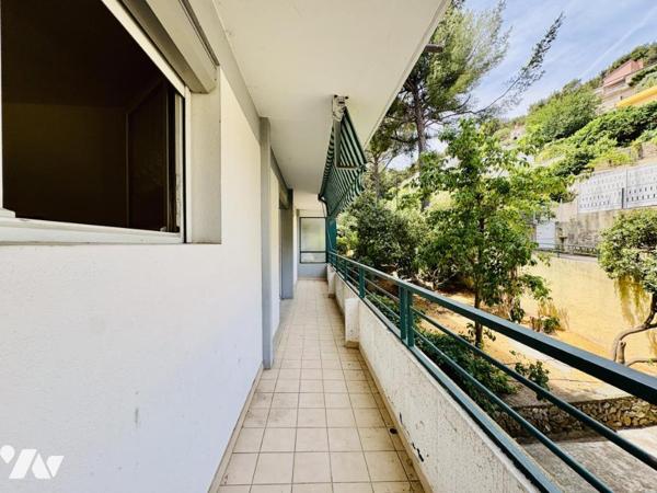 Appartement T5 de 94m² avec terrasse + cave 