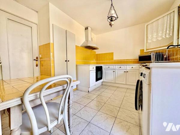 Appartement T5 de 94m² avec terrasse + cave 