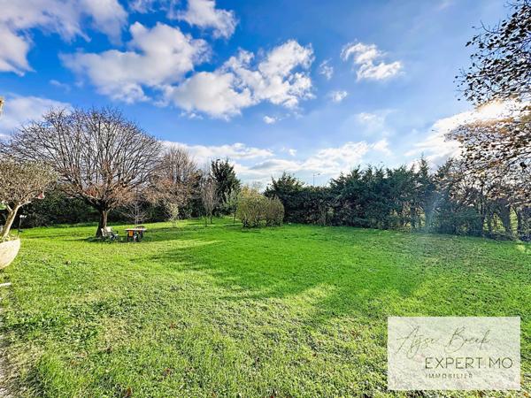 Romans-sur-Isère (26100) Propriété de charme aux multiples possibilités – 10 pièces - 240 m² habitables – Terrain divisible 3 596 m²