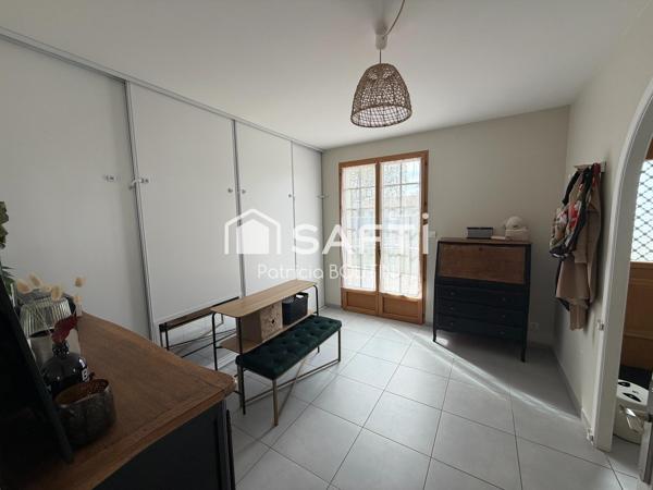 PAVILLON 6 CHAMBRES + DÉPENDANCES ET JARDIN A VILLIERS EN PLAINE