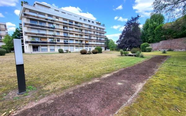 Appartement à vendre    2 pièces • 35,54 m2 Compiègne
