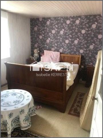 CORPS DE FERME très proche centre ville Plouescat