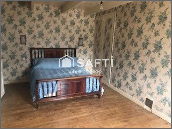 CORPS DE FERME très proche centre ville Plouescat