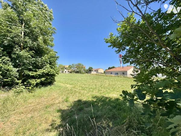 Terrian à bâtir de 3303 m² - La Cavalerie