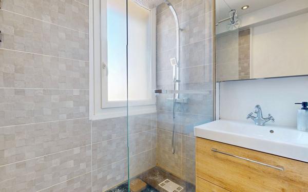 Appartement à vendre    3 pièces • 64,60 m2 Lyon 5