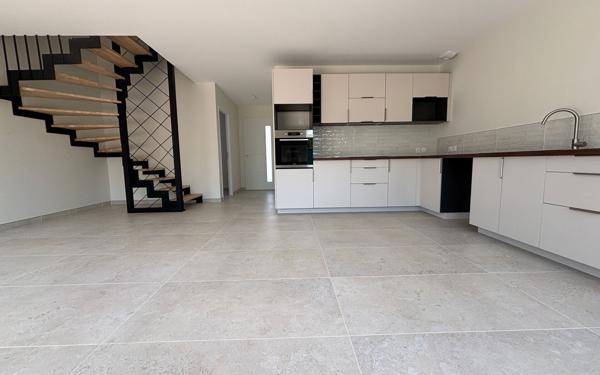 Maison à louer    4 pièces •  Gragnague
