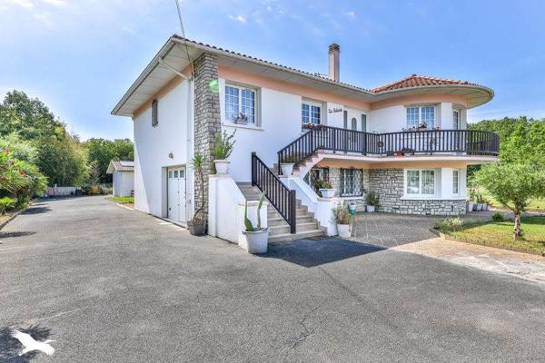 Maison à vendre |  Boucau |  7 pièces | 216 m²