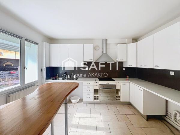 Maison de ville avec terrasse en plein coeur de Champigny-Sur-Marne