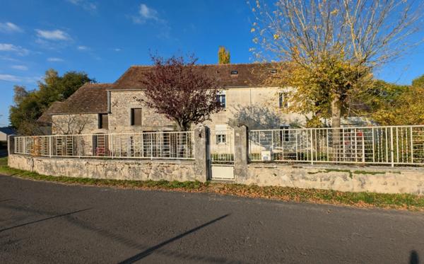 maison à vendre 5 pièces MONTMERREI (61)
