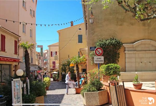 Immeuble - À vendre - 240 m² - LE LAVANDOU | The Door Man