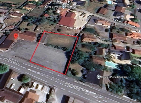 Terrain avec hangar – Axe passant – Denguin (64) – 1 800 m²