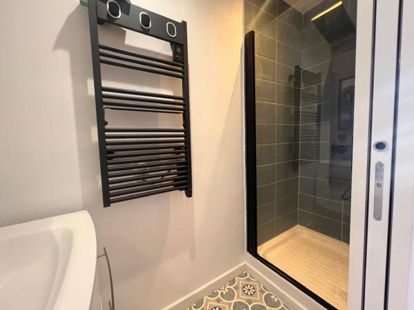 Appartement Suce Sur Erdre 2 Pièce(s) 31.22 M2 Avec Jardinet Au Calme