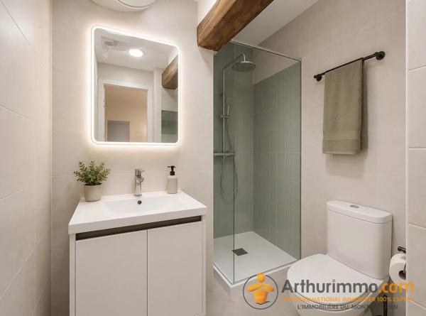 Vente                                                      Appartement
                        
                     2 pièces                      29 m2                     à Nanterre
