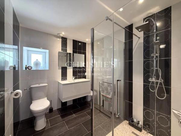 Propriété remarquable sur 2,5 Ha avec piscine!