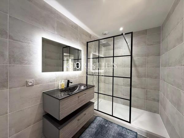 Propriété remarquable sur 2,5 Ha avec piscine!