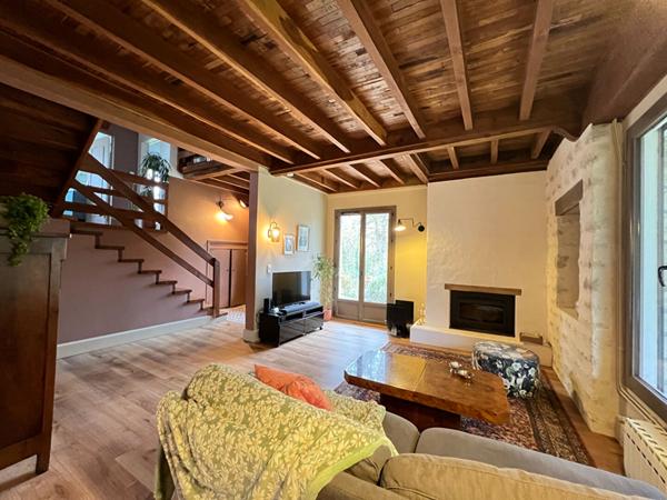 A vendre maison type 5 sur la commune de Razac sur l'Isle