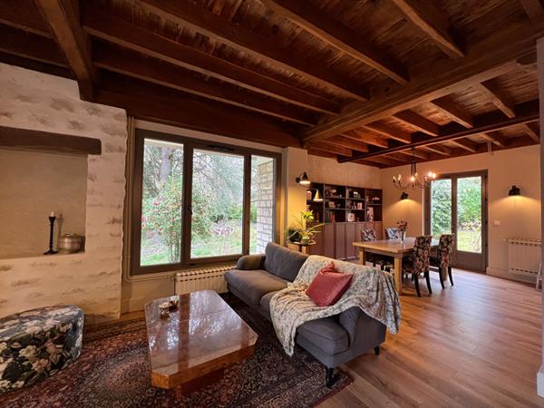 A vendre maison type 5 sur la commune de Razac sur l'Isle