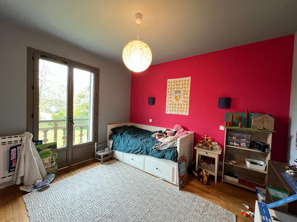 A vendre maison type 5 sur la commune de Razac sur l'Isle