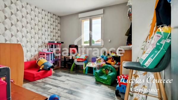 🏡 Maison familiale avec suite parentale, piscine et prestations de qualité – Un cadre de vie exceptionnel SAINT SAVIOL (86)