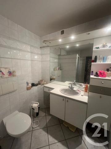 Appartement F5 à vendre  7 pièces - 117 m 2   AURILLAC  - 15