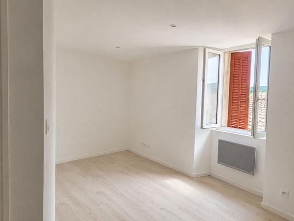 Charmant studio 20,5 m² au centre de La Garde