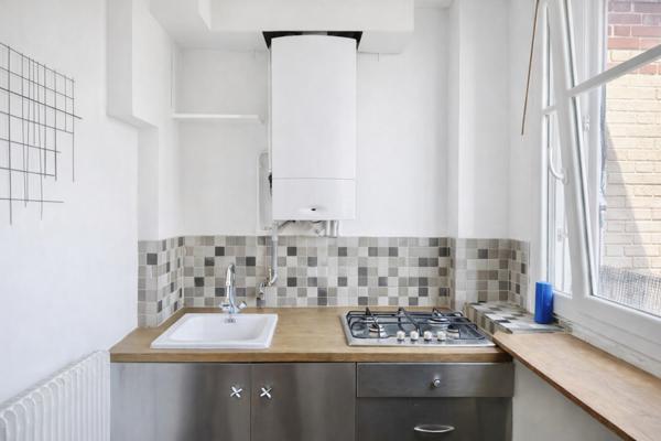 2P Dernier Etage à Gambetta