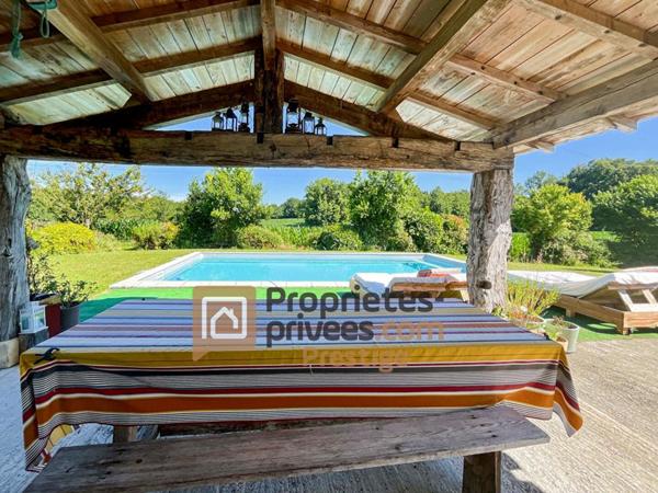 Maison Charentaise Barbezieux-Saint-Hilaire 7 pièces 307 m2