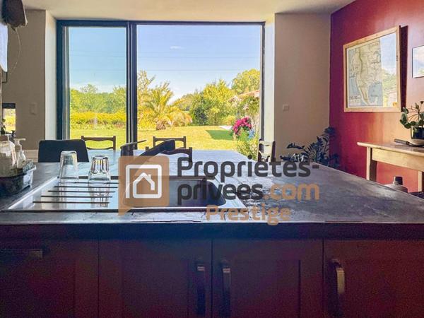 Maison Charentaise Barbezieux-Saint-Hilaire 7 pièces 307 m2