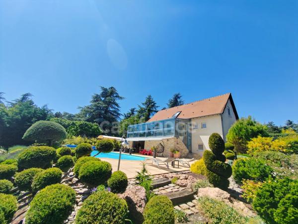 Givry (71) Maison à vendre de 250.43 m² - 6 pièces - terrain de 3 373 m² piscine !