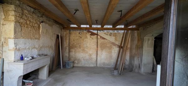 Maison en pierre de Bourgogne – 210 m² – Fort potentiel – Environnement calme