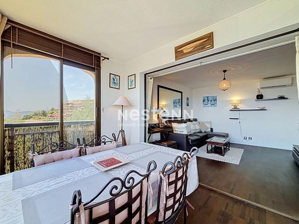 MANDELIEU : 2P Grand DUC  vue mer + stationnement et cave