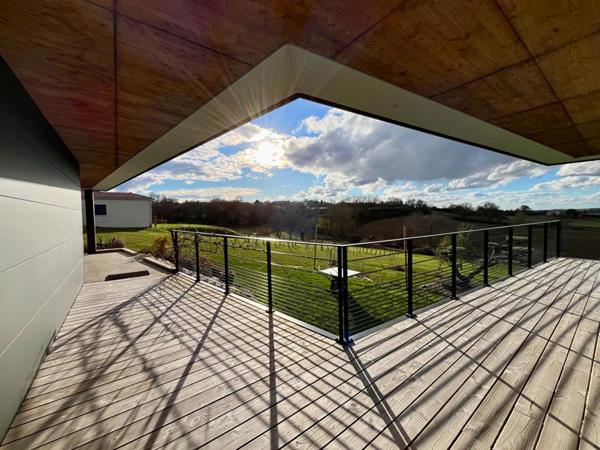 Maison T5 de 148.4 m² - Laplume