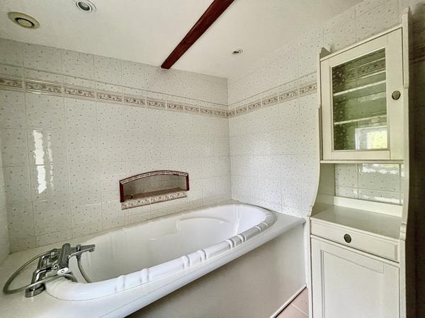 Saint-Crépin (17380) Maison familiale 3 chambres à Saint-Crépin