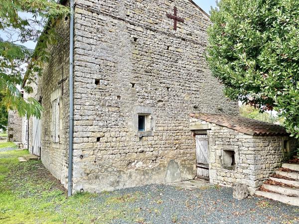 Saint-Crépin (17380) Maison familiale 3 chambres à Saint-Crépin