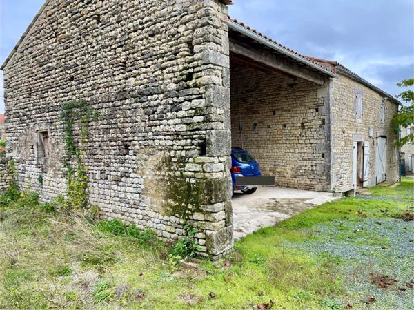Saint-Crépin (17380) Maison familiale 3 chambres à Saint-Crépin