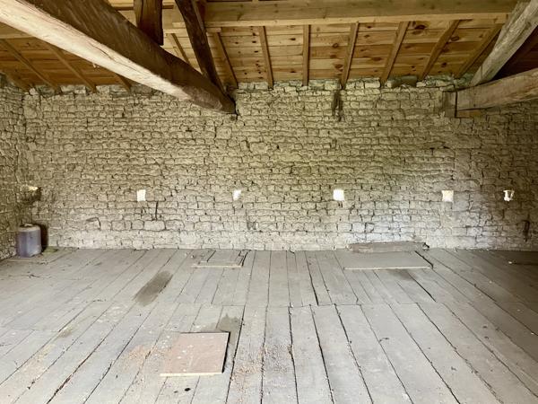 Saint-Crépin (17380) Maison familiale 3 chambres à Saint-Crépin