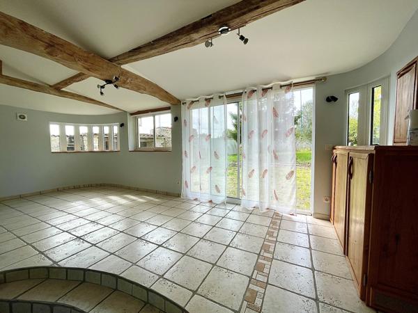 Saint-Crépin (17380) Maison familiale 3 chambres à Saint-Crépin