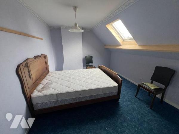 À vendre chez votre Notaire, maison sans mitoyenneté semi plain pied sur Loon-Plage (59279), co...