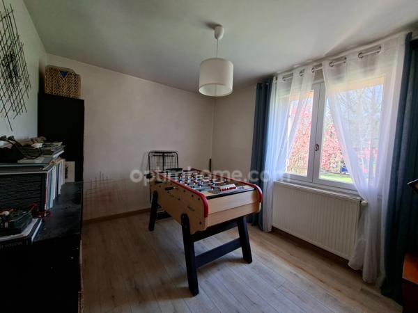 A vendre à Digne les Bains, Maison individuelle de type 6 avec 180m² habitable sur une parcelle de 4300m²
