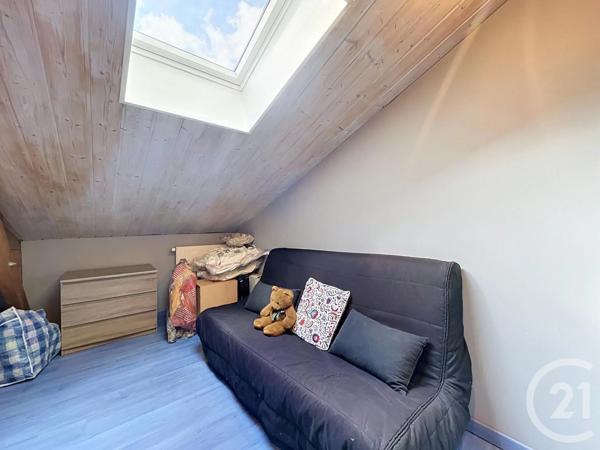 Maison à vendre  5 pièces - 183 m 2   BAINS  - 43