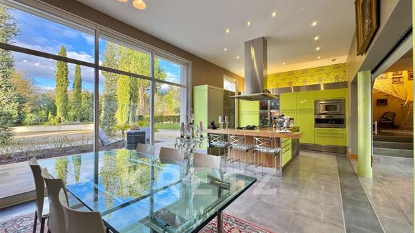 Propriété d'exception aux portes de Tours